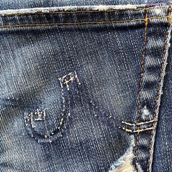 AG Adriano Goldschmied Distressed Ankle Cropped Jeans​ Size 26R - Picture 16 of 16